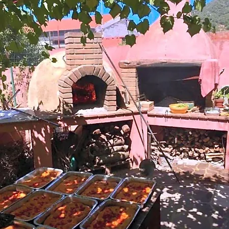Su Tostainu Bed & Breakfast